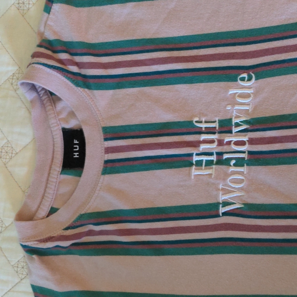 HUF T-shirt - Picture 2 of 3
